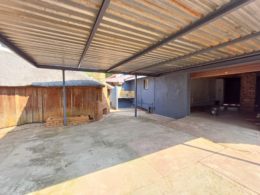 3 Bedroom Property for Sale in Krugersrus Gauteng