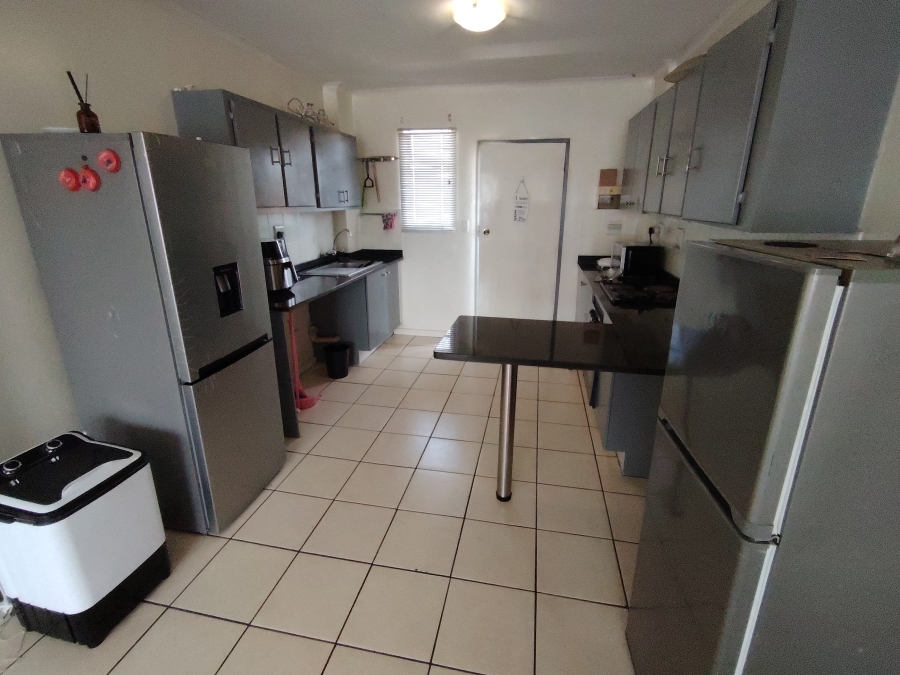 2 Bedroom Property for Sale in Zwartkop Gauteng