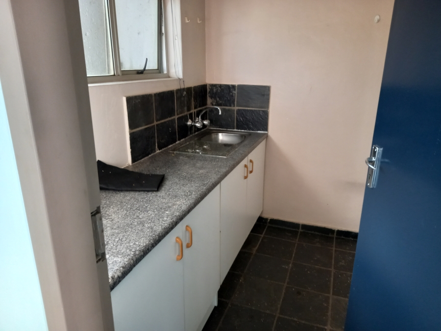 Commercial Property for Sale in Kyalami Park Gauteng