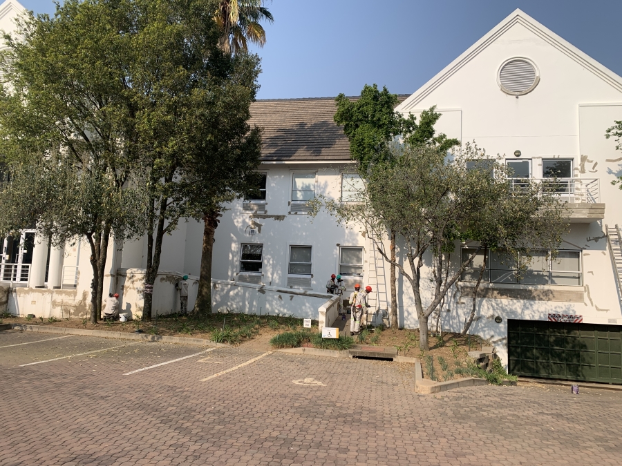 To Let commercial Property for Rent in Woodmead Gauteng