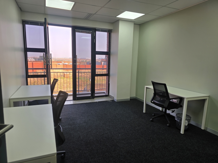 To Let commercial Property for Rent in Glen Marais Gauteng