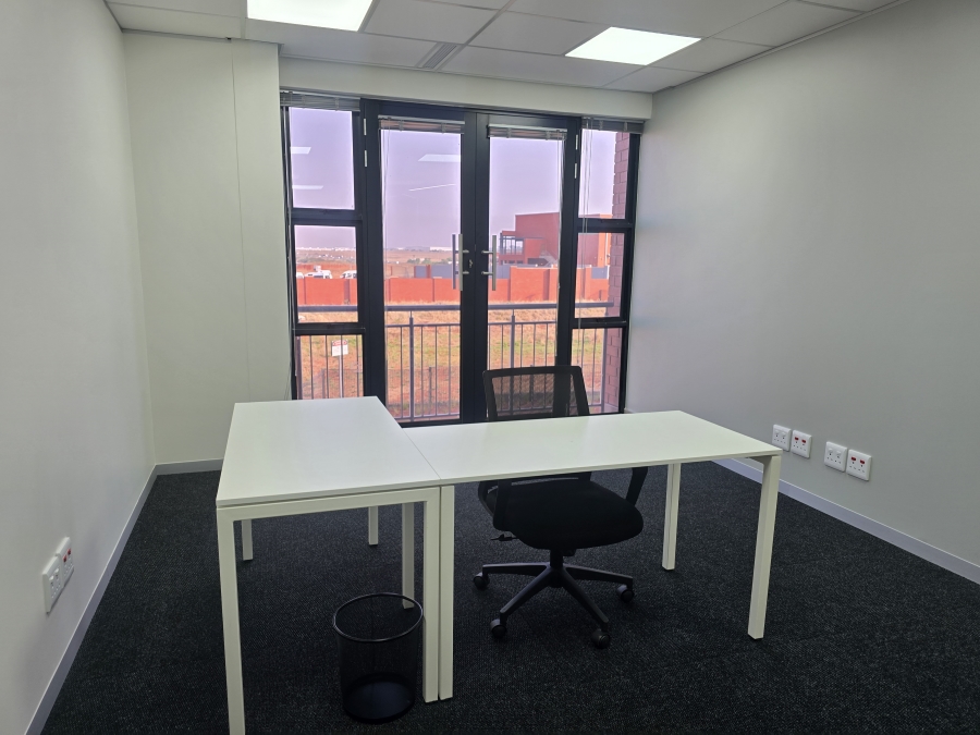 To Let commercial Property for Rent in Glen Marais Gauteng