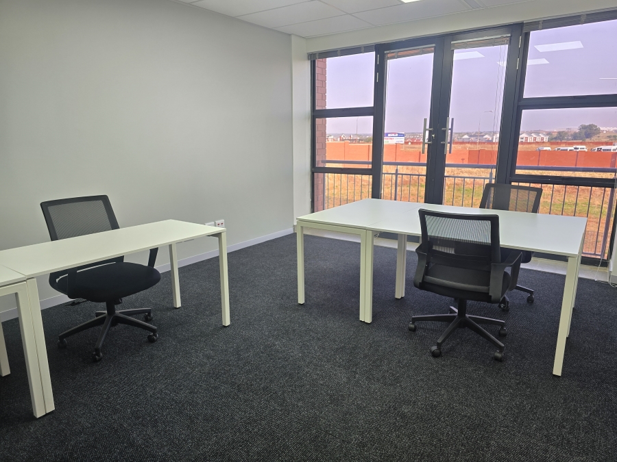 To Let commercial Property for Rent in Glen Marais Gauteng