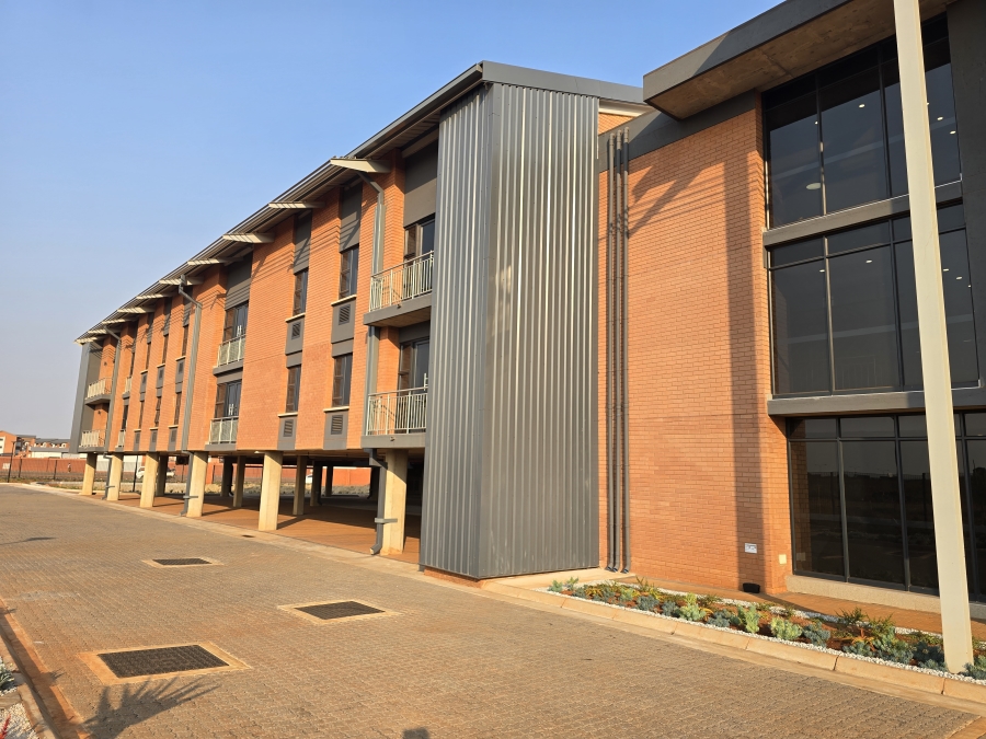 To Let commercial Property for Rent in Glen Marais Gauteng