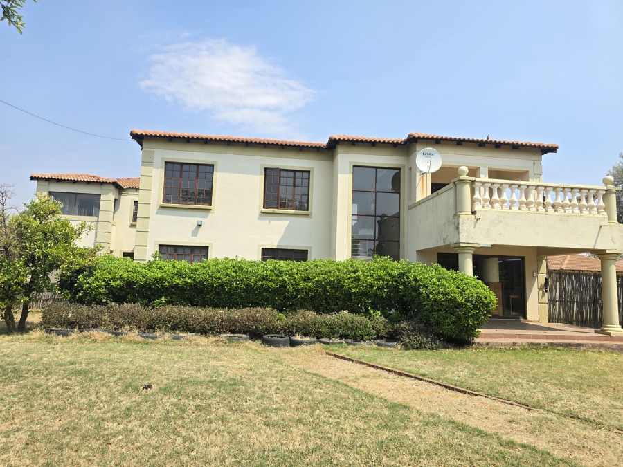 7 Bedroom Property for Sale in Cultura Park Gauteng