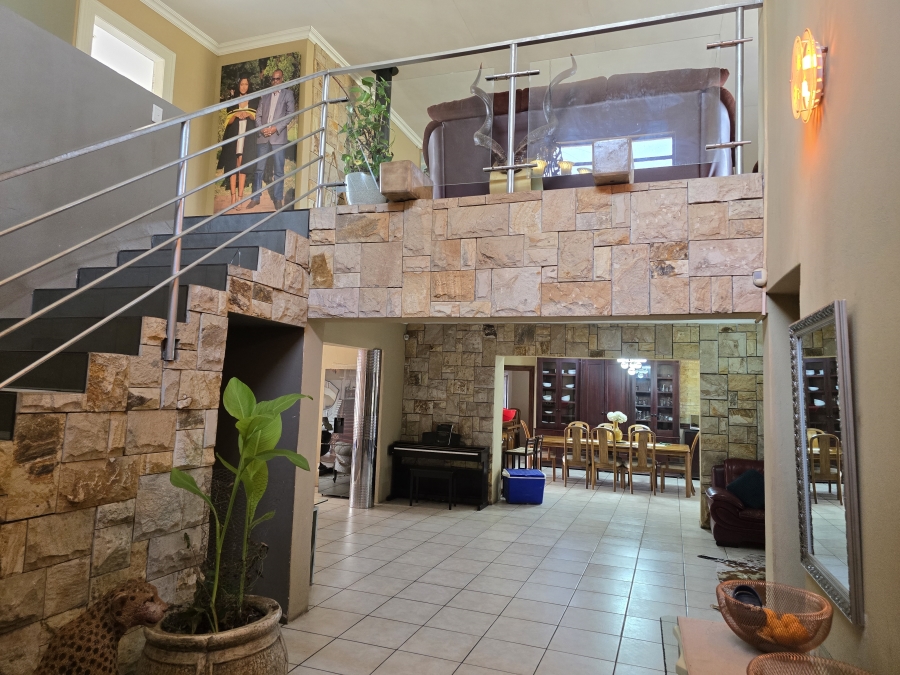7 Bedroom Property for Sale in Cultura Park Gauteng
