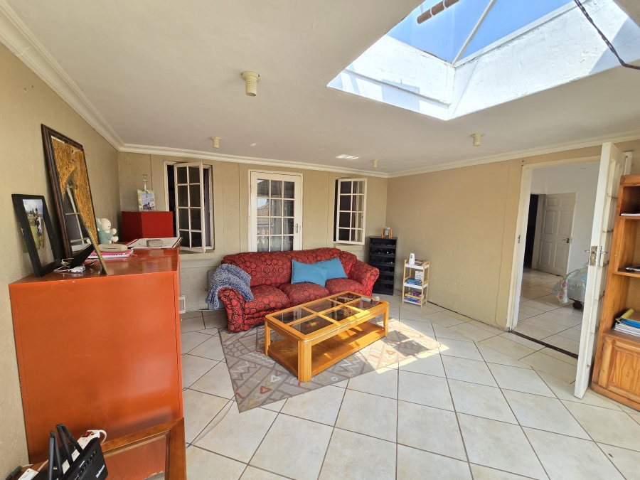 7 Bedroom Property for Sale in Cultura Park Gauteng