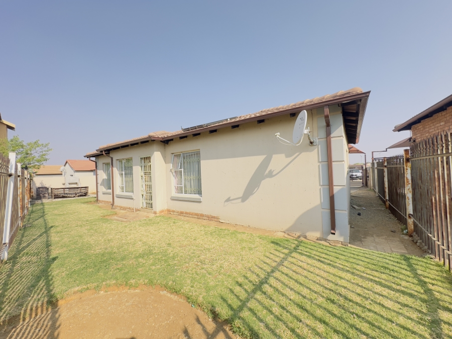 3 Bedroom Property for Sale in Sharon Park Gauteng