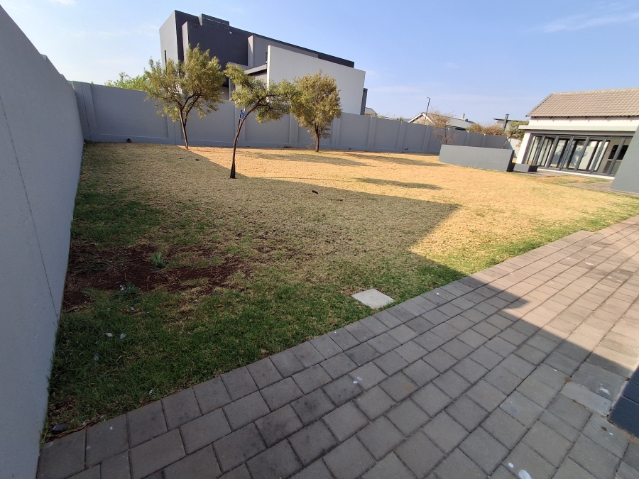 4 Bedroom Property for Sale in Midstream Meadows Gauteng