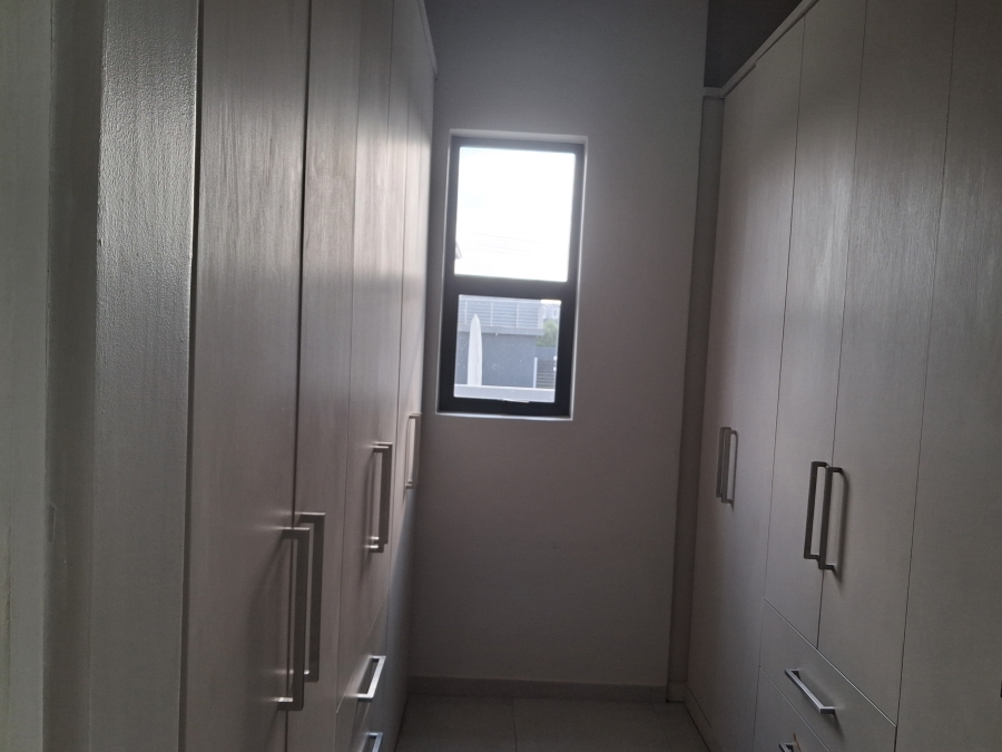 4 Bedroom Property for Sale in Midstream Meadows Gauteng