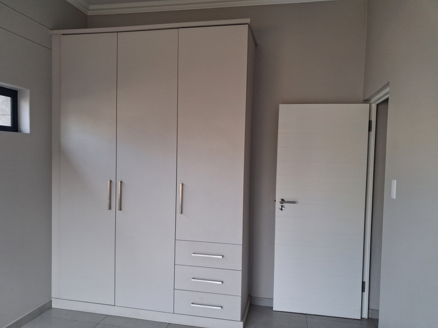4 Bedroom Property for Sale in Midstream Meadows Gauteng