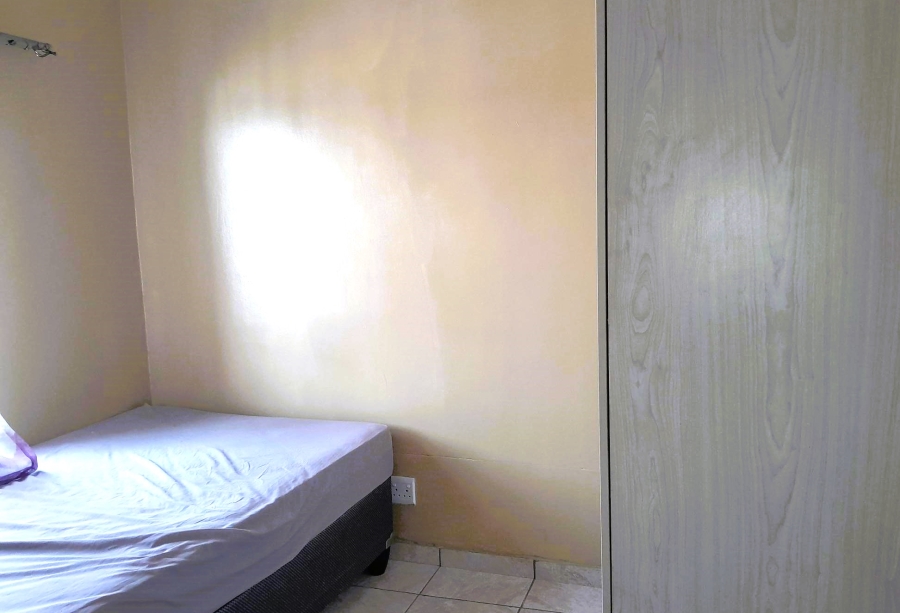 2 Bedroom Property for Sale in Noordwyk Gauteng