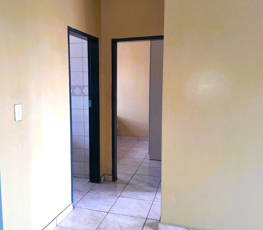 2 Bedroom Property for Sale in Noordwyk Gauteng