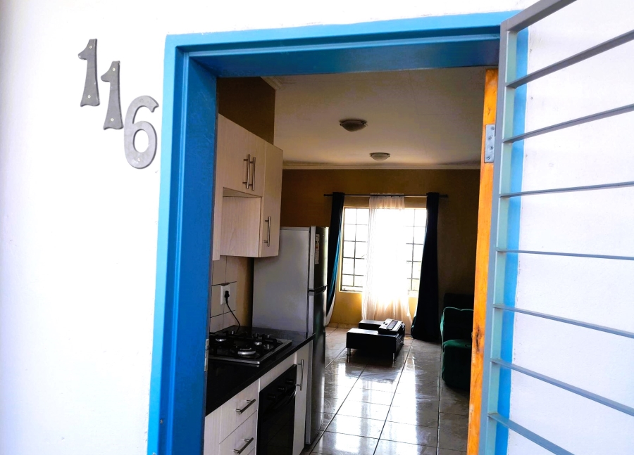 2 Bedroom Property for Sale in Noordwyk Gauteng