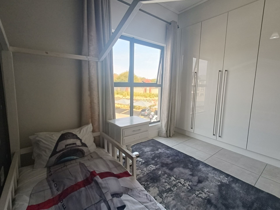 2 Bedroom Property for Sale in The Polofields Gauteng