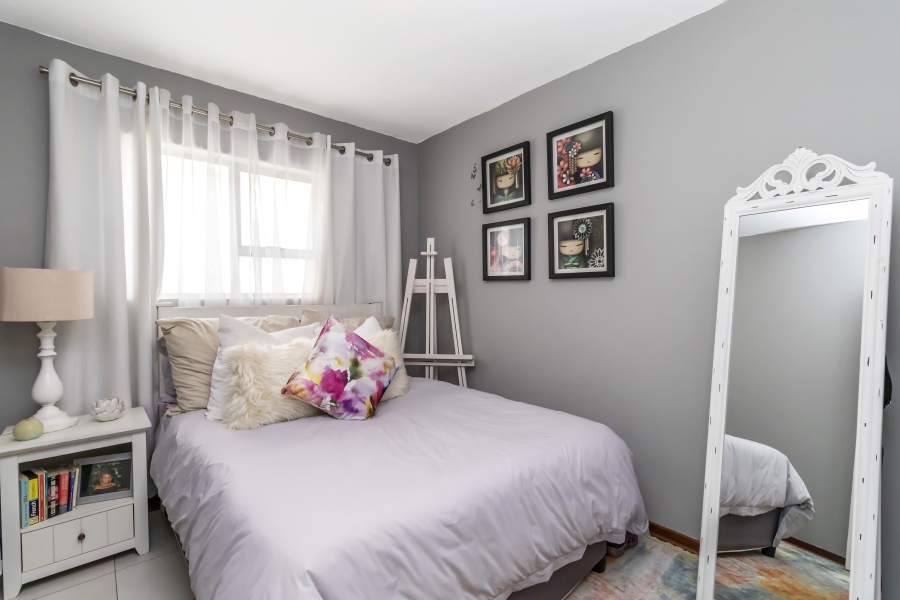 2 Bedroom Property for Sale in Morningside Gauteng