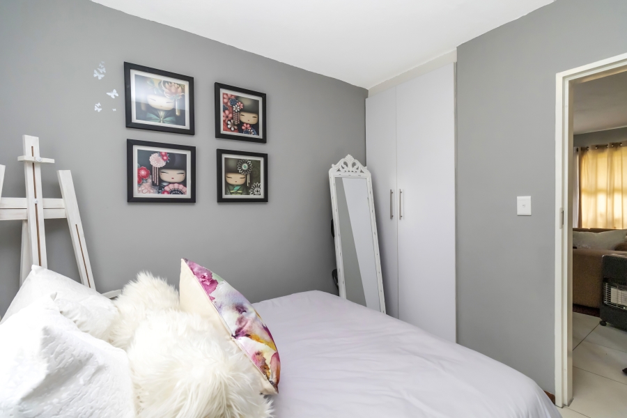 2 Bedroom Property for Sale in Morningside Gauteng