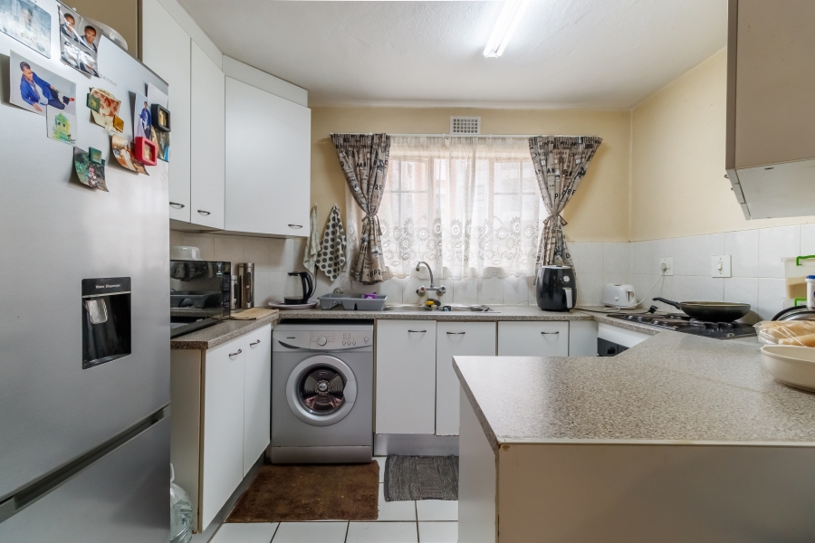 3 Bedroom Property for Sale in Vorna Valley Gauteng