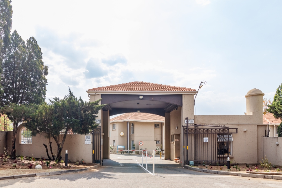 3 Bedroom Property for Sale in Vorna Valley Gauteng