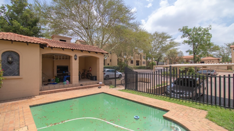 2 Bedroom Property for Sale in Erand Gardens Gauteng