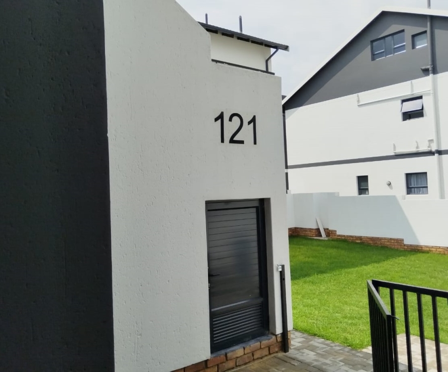 3 Bedroom Property for Sale in Glen Austin Gauteng