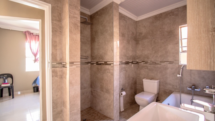 2 Bedroom Property for Sale in Carlswald Gauteng