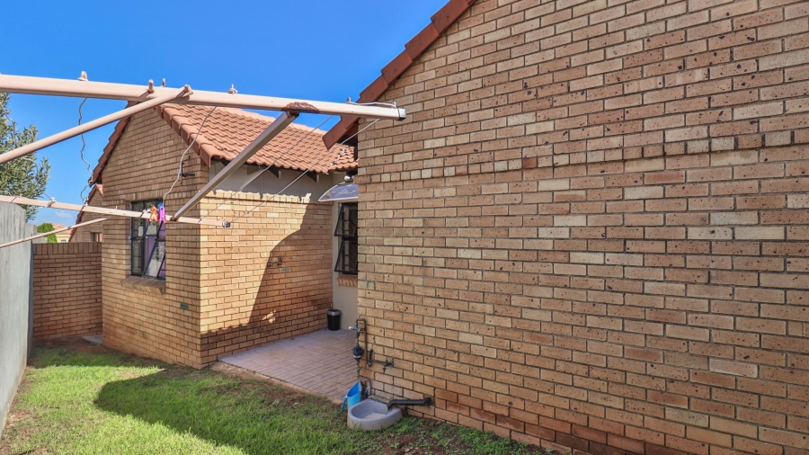 2 Bedroom Property for Sale in Carlswald Gauteng