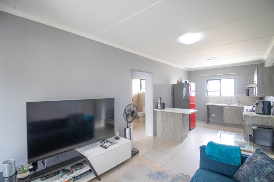 3 Bedroom Property for Sale in Erand Gardens Gauteng