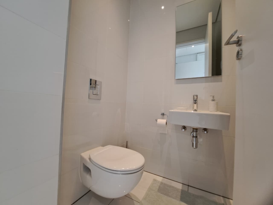 2 Bedroom Property for Sale in Morningside Ext 40 Gauteng