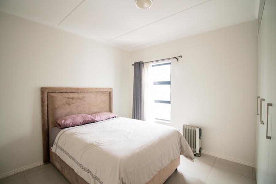 2 Bedroom Property for Sale in Erand Gardens Gauteng