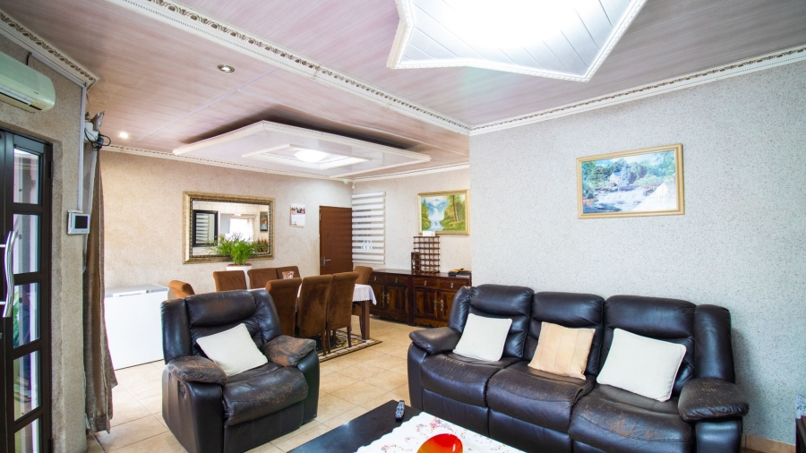 4 Bedroom Property for Sale in Ebony Park Gauteng