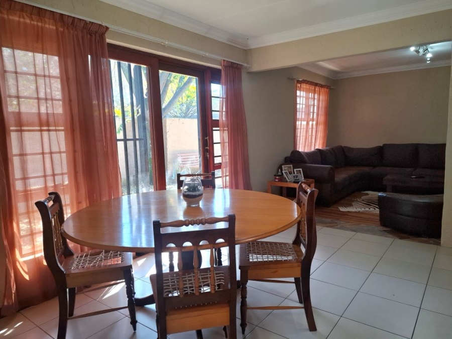 2 Bedroom Property for Sale in Greenhills Gauteng