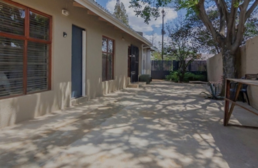 2 Bedroom Property for Sale in Greenhills Gauteng
