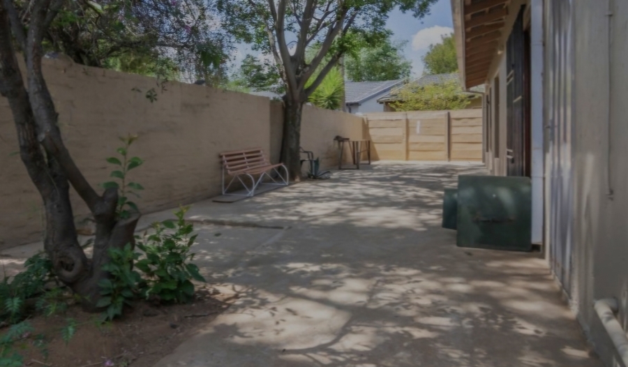 2 Bedroom Property for Sale in Greenhills Gauteng