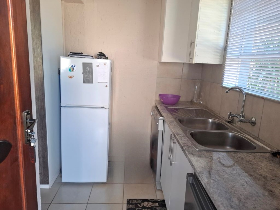 2 Bedroom Property for Sale in Greenhills Gauteng