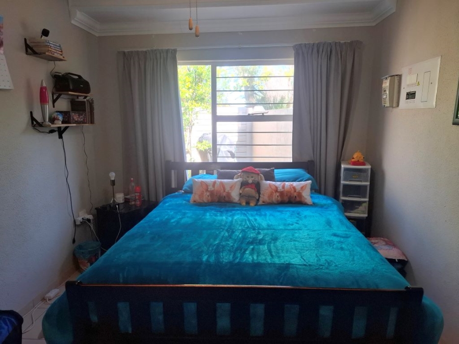 2 Bedroom Property for Sale in Greenhills Gauteng