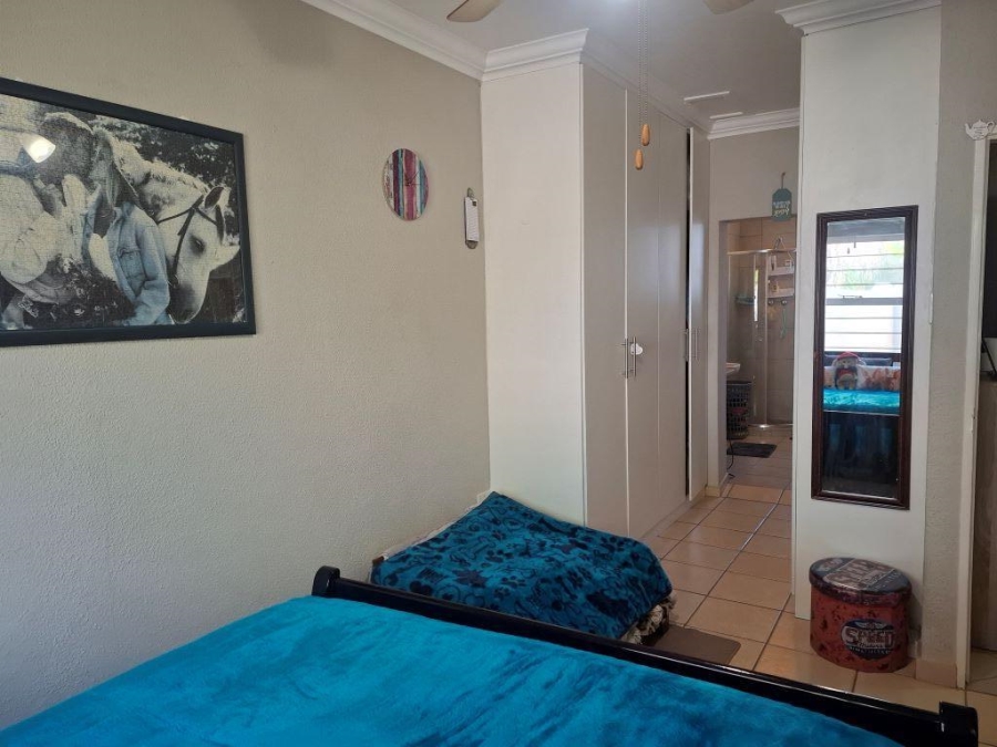 2 Bedroom Property for Sale in Greenhills Gauteng
