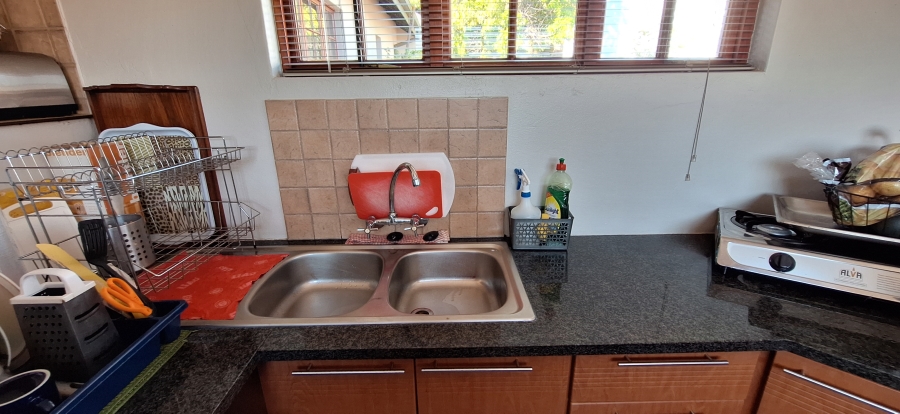 2 Bedroom Property for Sale in Die Hoewes Gauteng