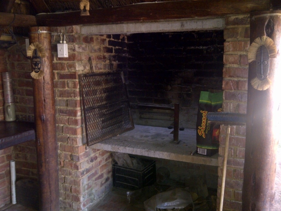 2 Bedroom Property for Sale in Die Hoewes Gauteng