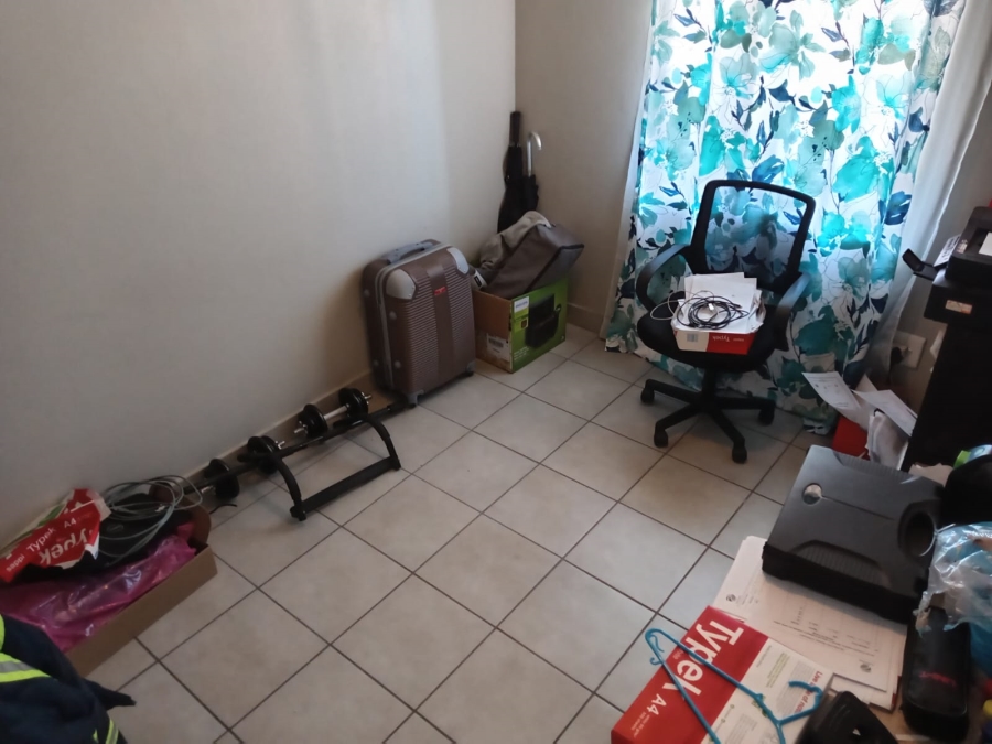 2 Bedroom Property for Sale in Heuweloord Gauteng