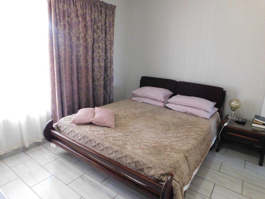 2 Bedroom Property for Sale in Noordheuwel Gauteng