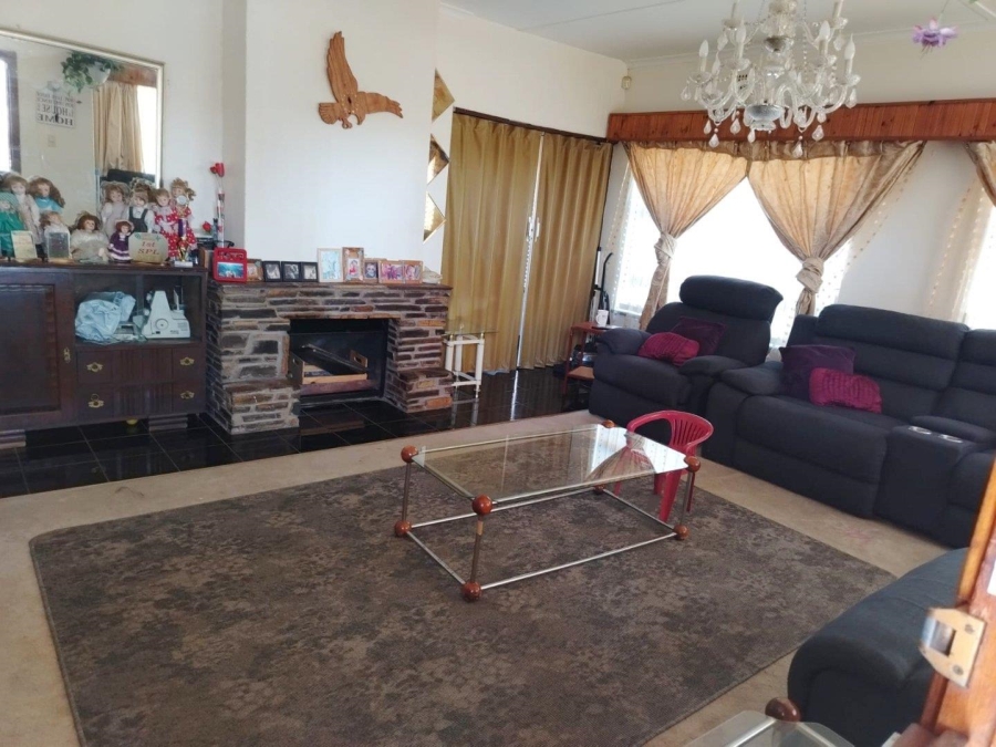 4 Bedroom Property for Sale in Mindalore Gauteng