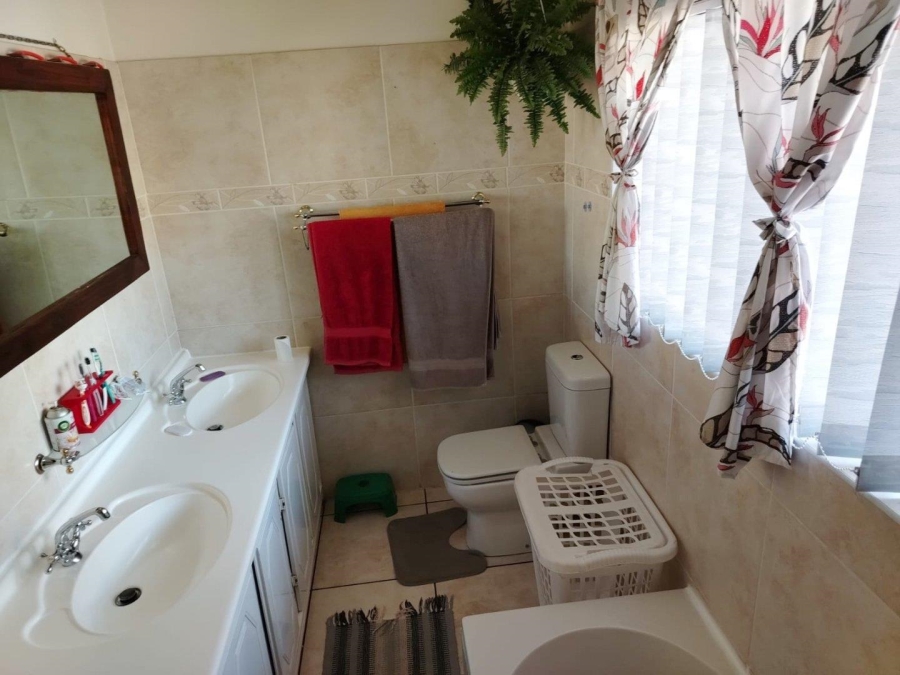 4 Bedroom Property for Sale in Mindalore Gauteng