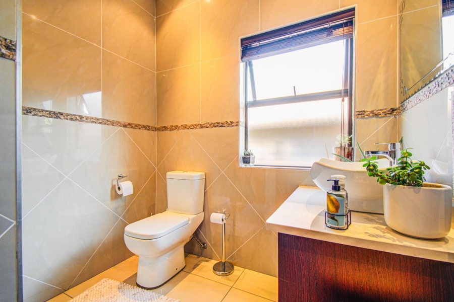 4 Bedroom Property for Sale in Ebotse Golf Estate Gauteng
