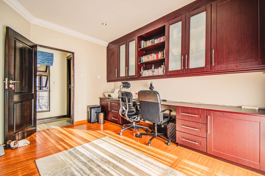 4 Bedroom Property for Sale in Ebotse Golf Estate Gauteng