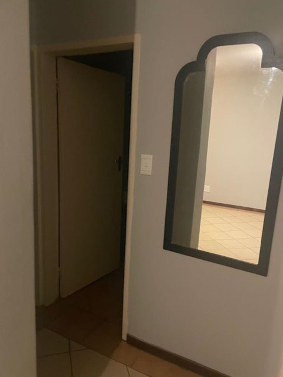 2 Bedroom Property for Sale in Noordwyk Gauteng