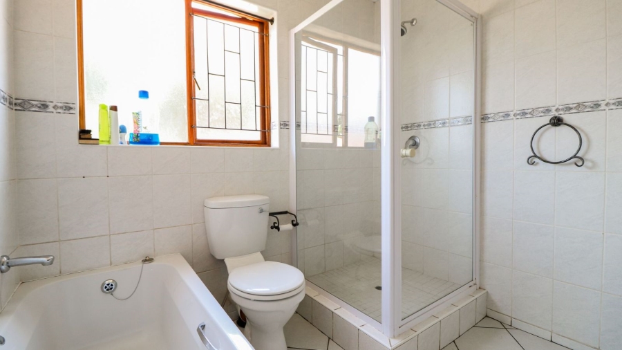 3 Bedroom Property for Sale in Northgate Gauteng