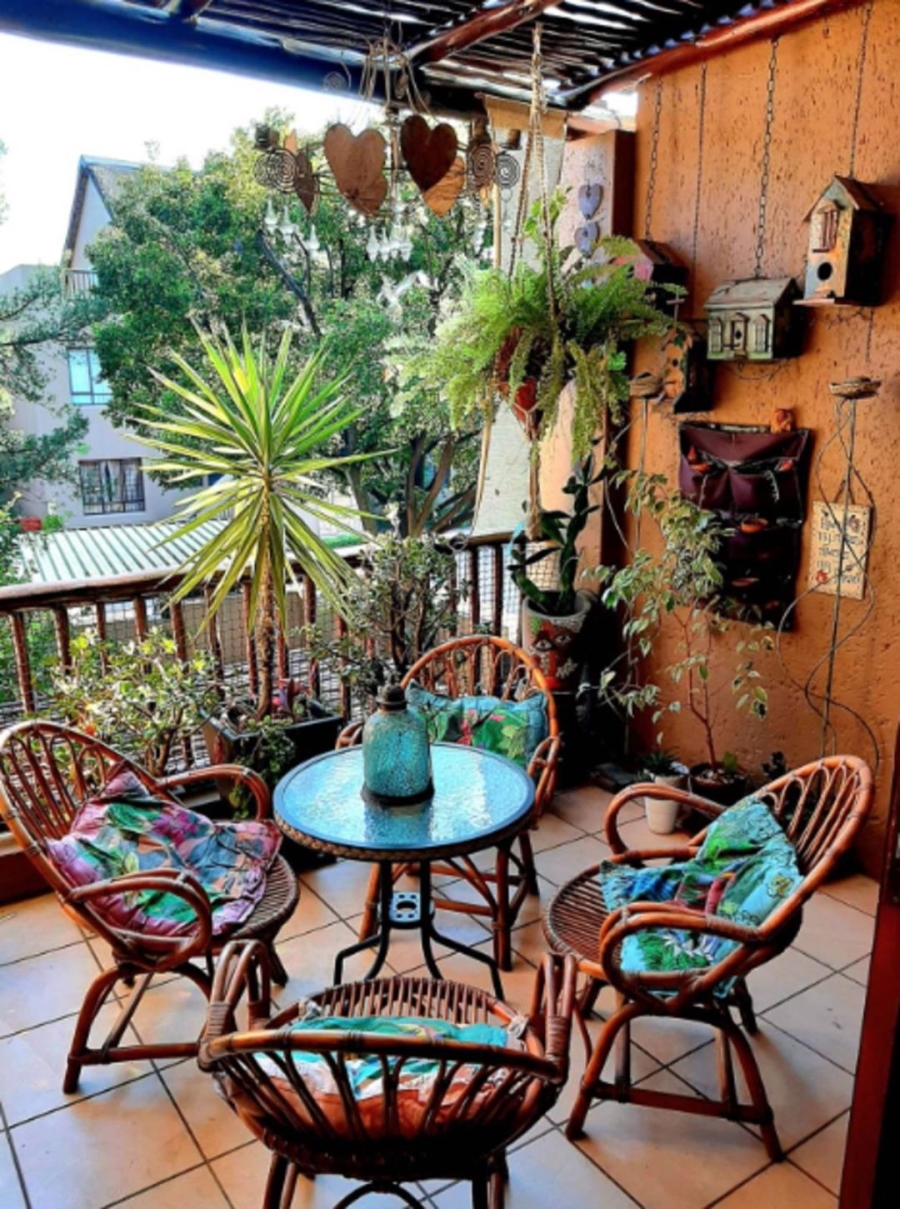 2 Bedroom Property for Sale in Sunninghill Gauteng