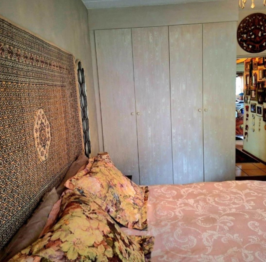 2 Bedroom Property for Sale in Sunninghill Gauteng