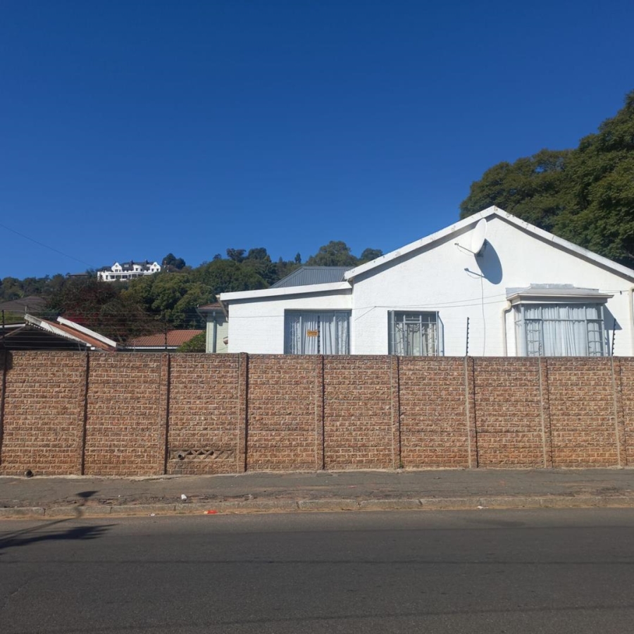 4 Bedroom Property for Sale in Orange Grove Gauteng